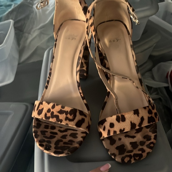 Animal print shoes - Picture 2 of 4